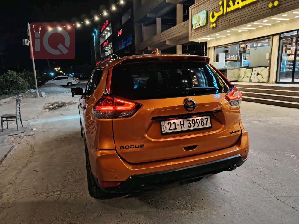Nissan Rogue